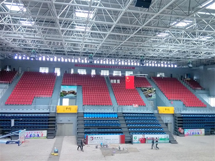 二连浩特电厂体育馆网架加工